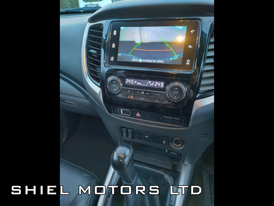 2020 Mitsubishi L200 CREW CAB PICK UP 4X4 MANUAL €25,750