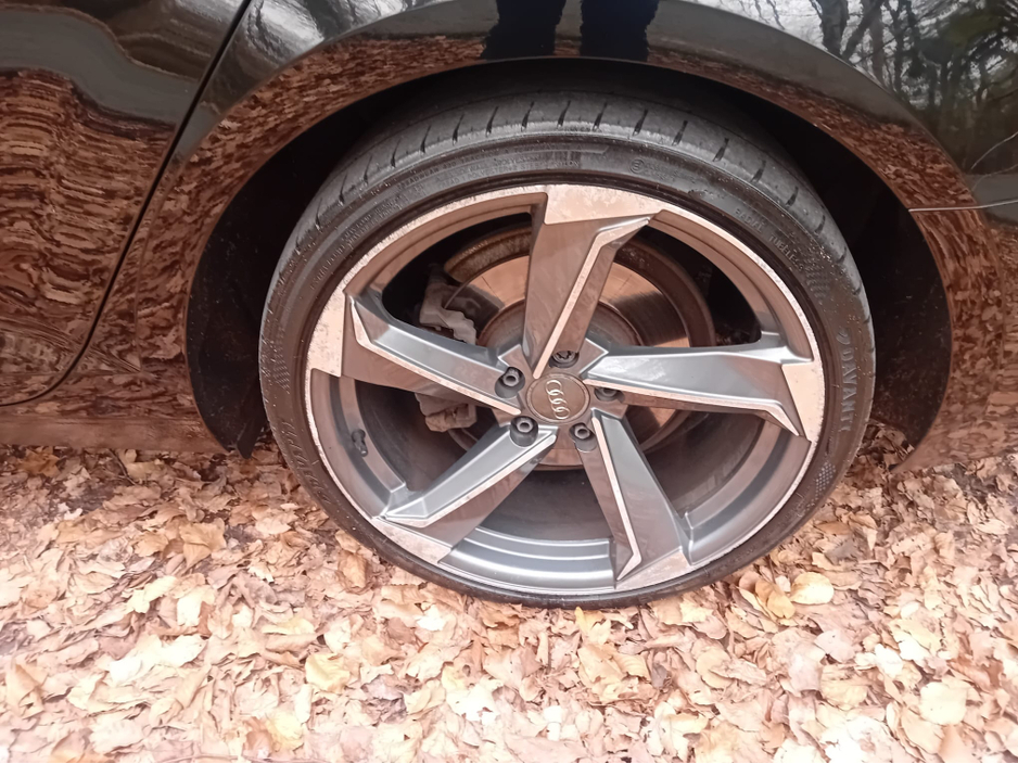 2016 Audi A4 - image 31