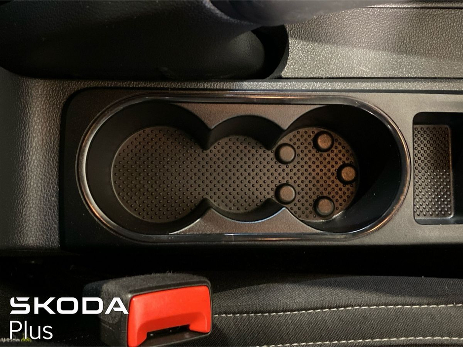 2025 Skoda Fabia - image 24