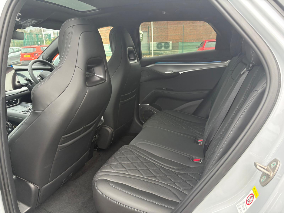 2026 BYD Sealion 7 - image 19