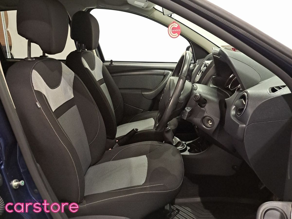 2016 Dacia Duster - image 12