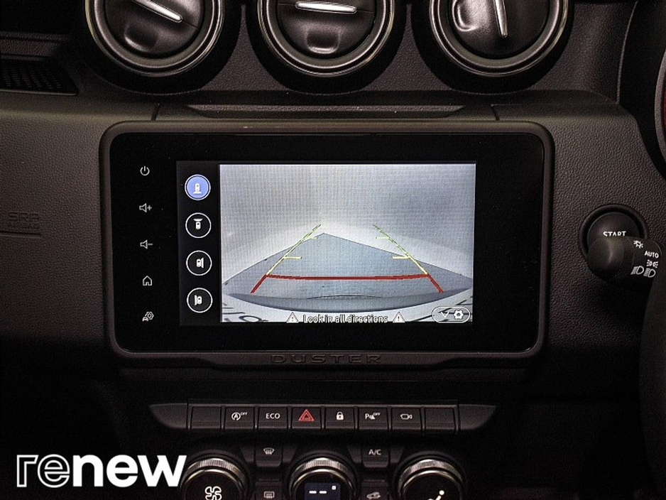 2022 Dacia Duster - image 34