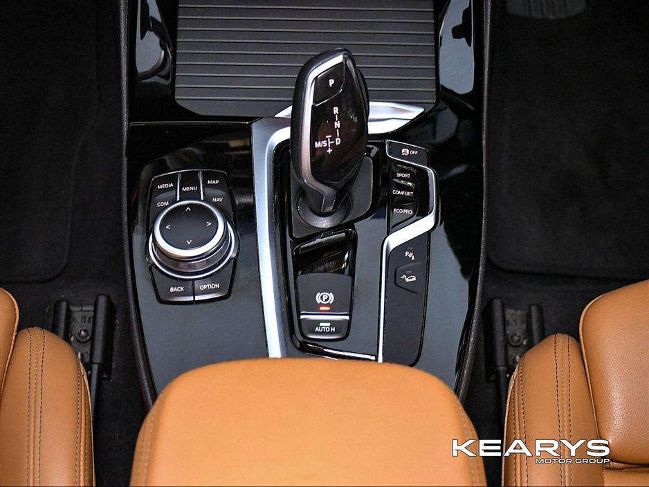 2020 BMW X3 - image 16