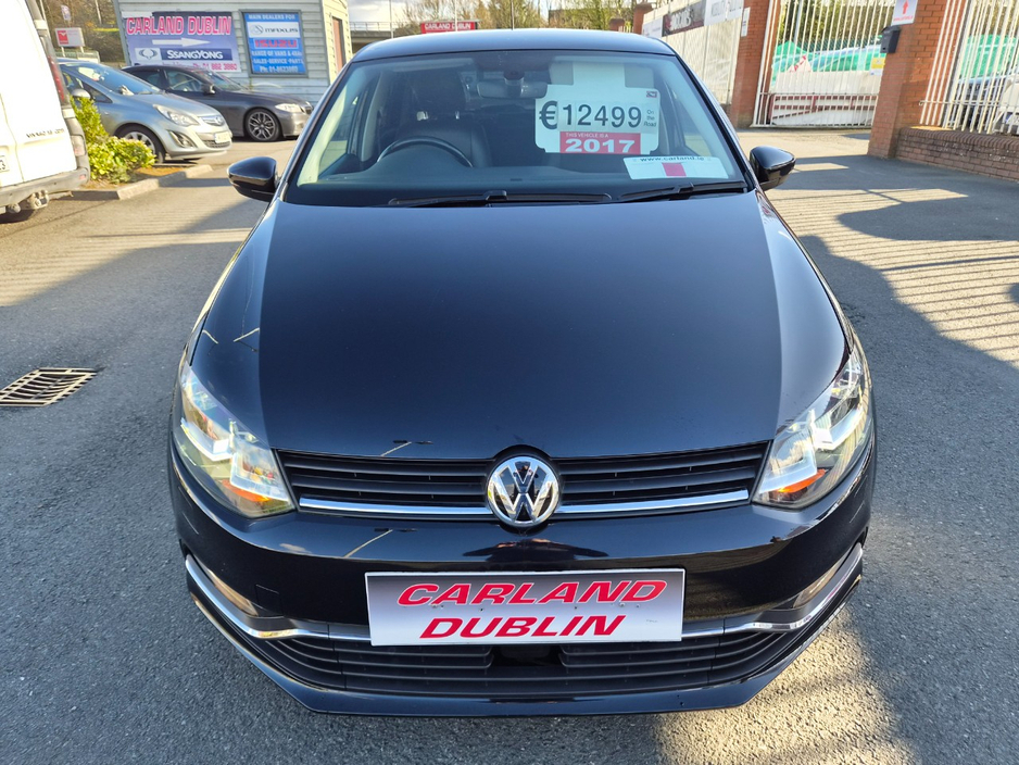 2017 Volkswagen Polo - image 9