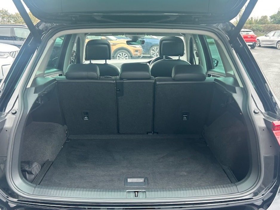 2020 Volkswagen Tiguan - image 11