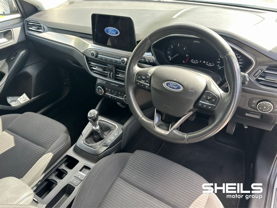 2019 Ford Focus - image 11