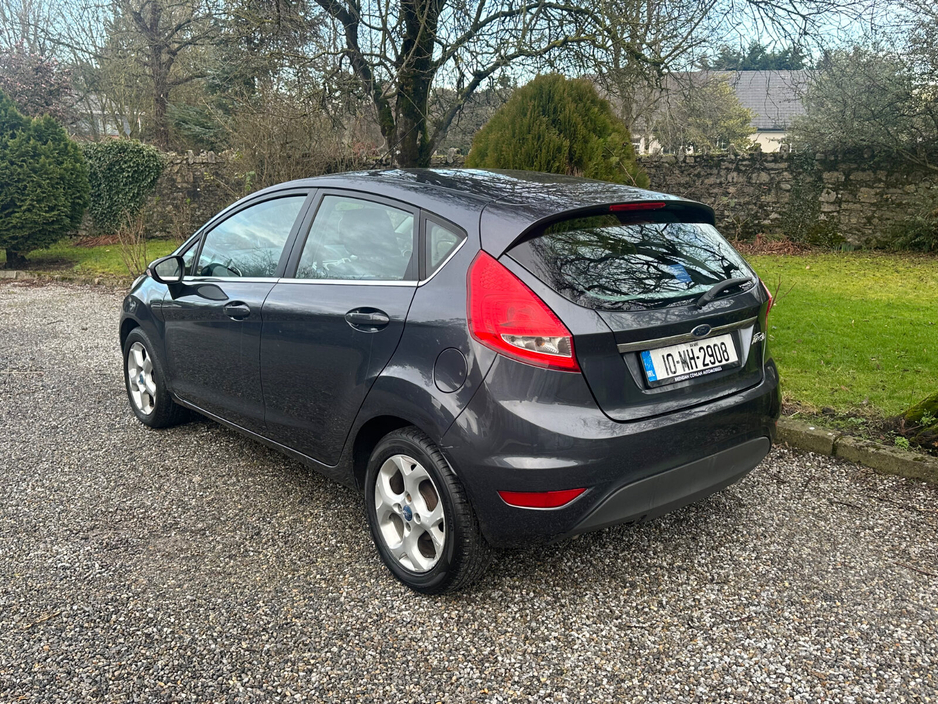 2010 Ford Fiesta 1.25 82 PS Titanium €3,950