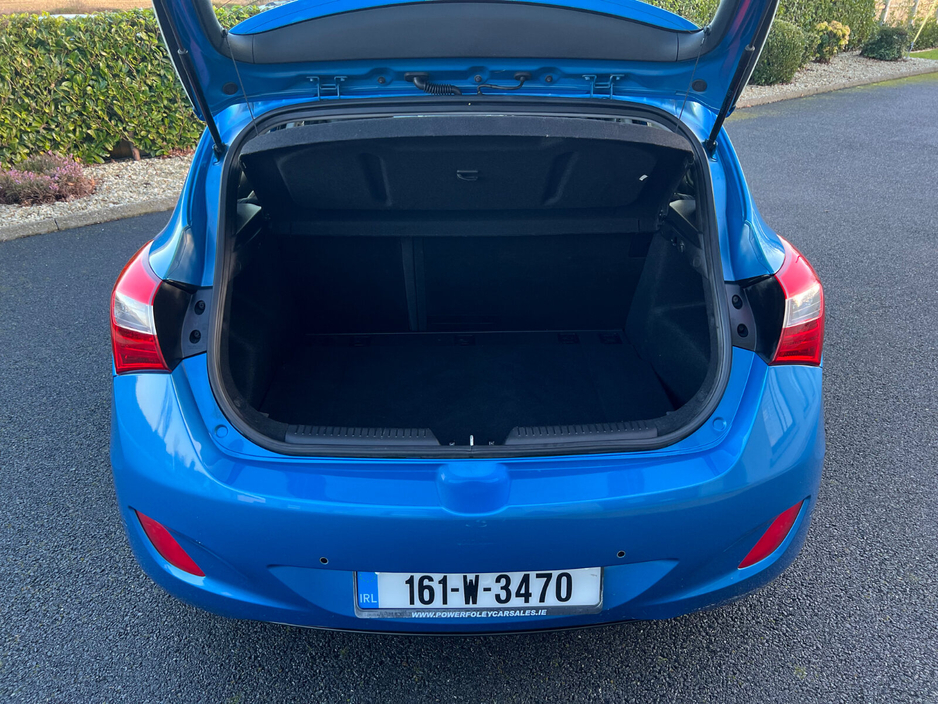 2016 Hyundai i30 1.6 Diesel Deluxe €10,950