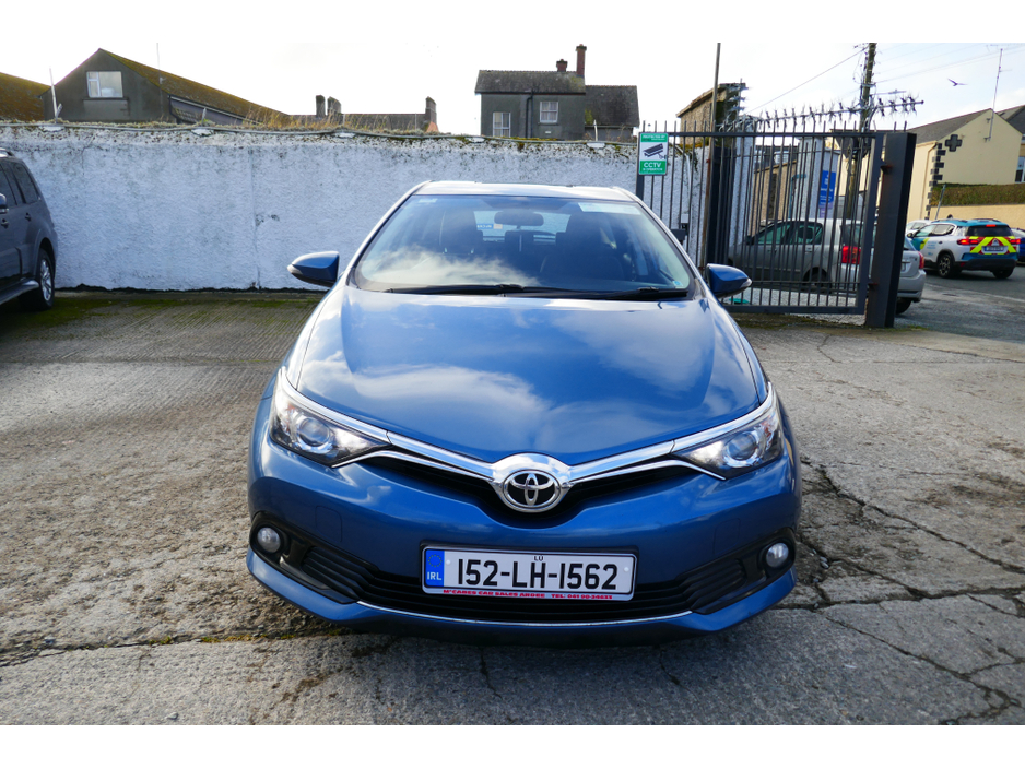 2015 Toyota Auris DIESEL 1.6 D-4D BUSINESS EDITION 110BHP €9,500