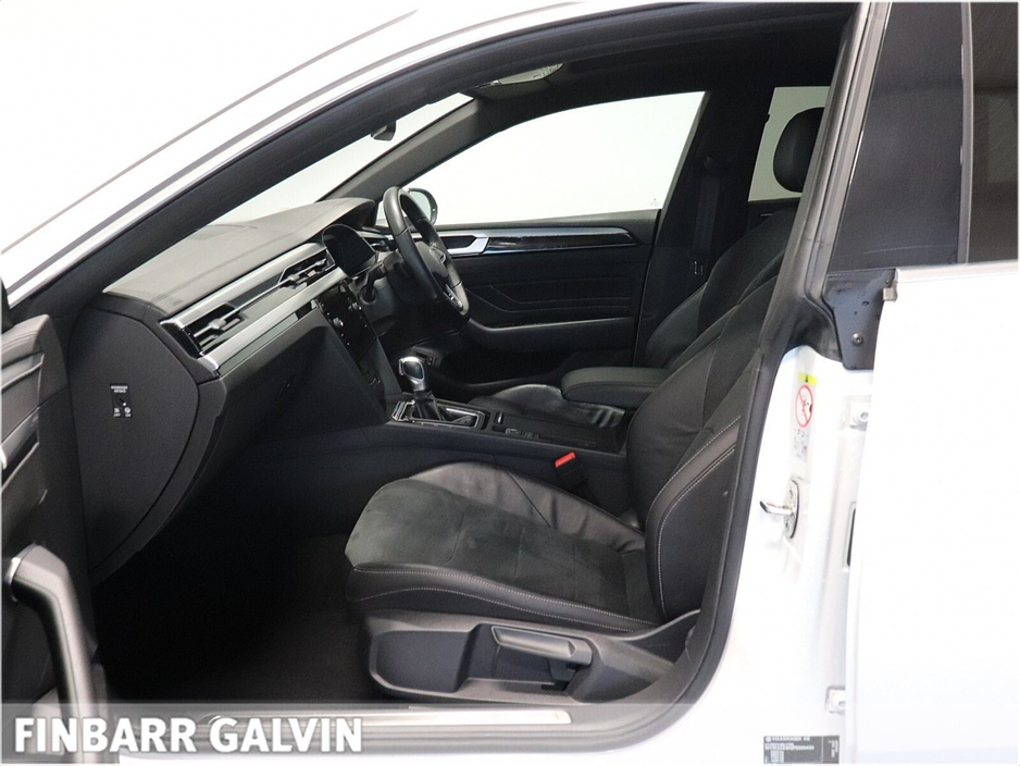 2022 Volkswagen Arteon 1.4TSI PHEV 218HP R-LINE €31,950