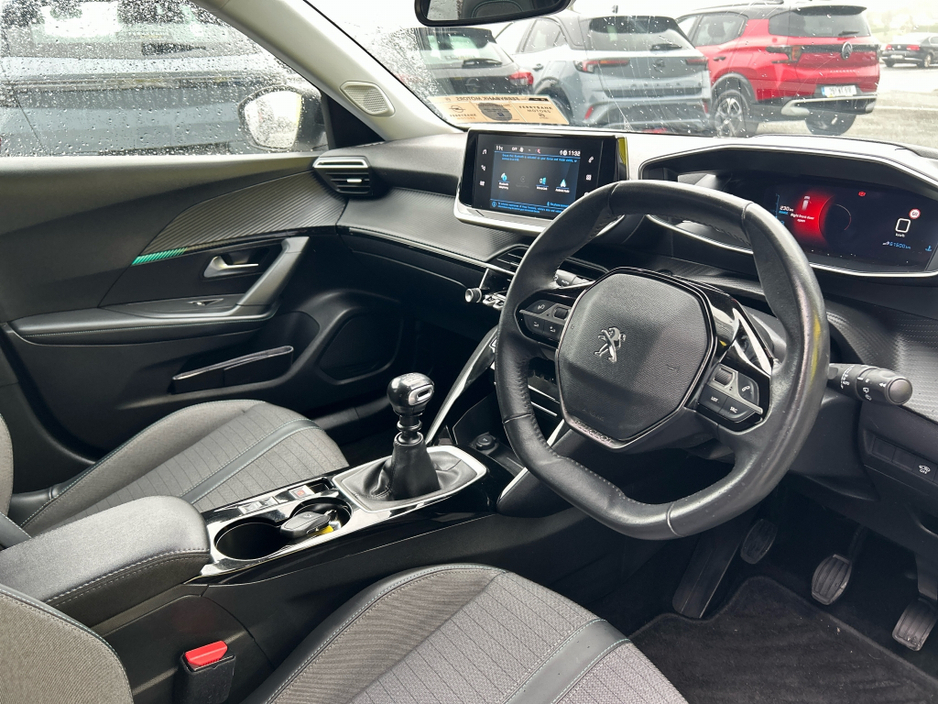 2022 Peugeot 2008 ALLURE 1.2 100 4DR