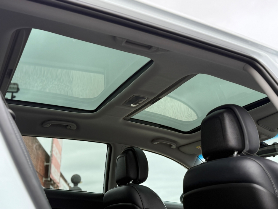 2014 Kia Sportage - image 21