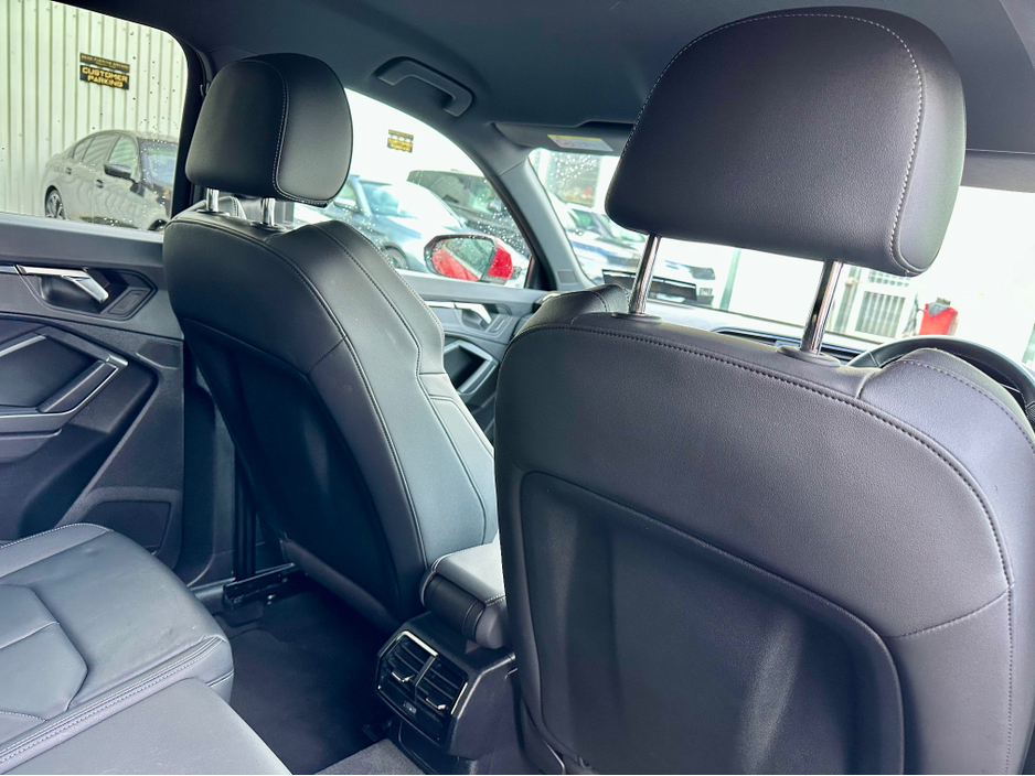 2024 Audi Q3 - image 9