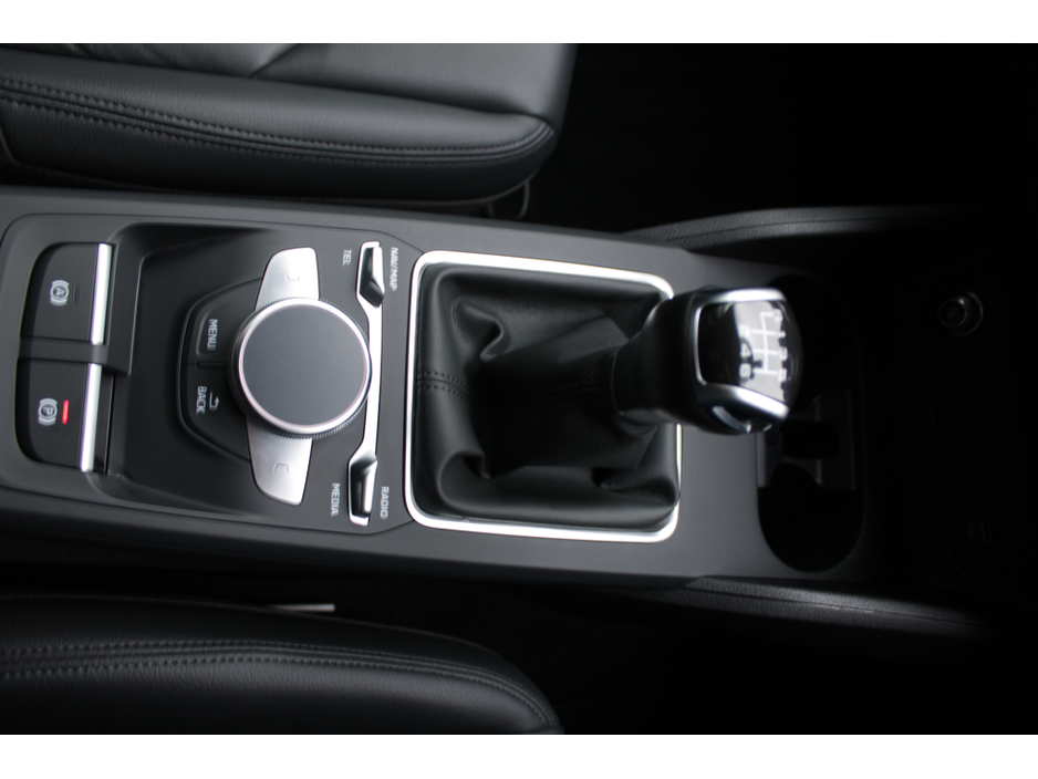 2022 Audi Q2 30 TFSI 110HP SE 5DR ESTATE  // 1 OWNER WITH ONLY 21,000 KM'S // BUY WITH CONFIDENCE AA AND SIMI APPROVED DEALER 2026 // FINANCE ARRANGED // ALL TRADE INS WELCOME // €25,950