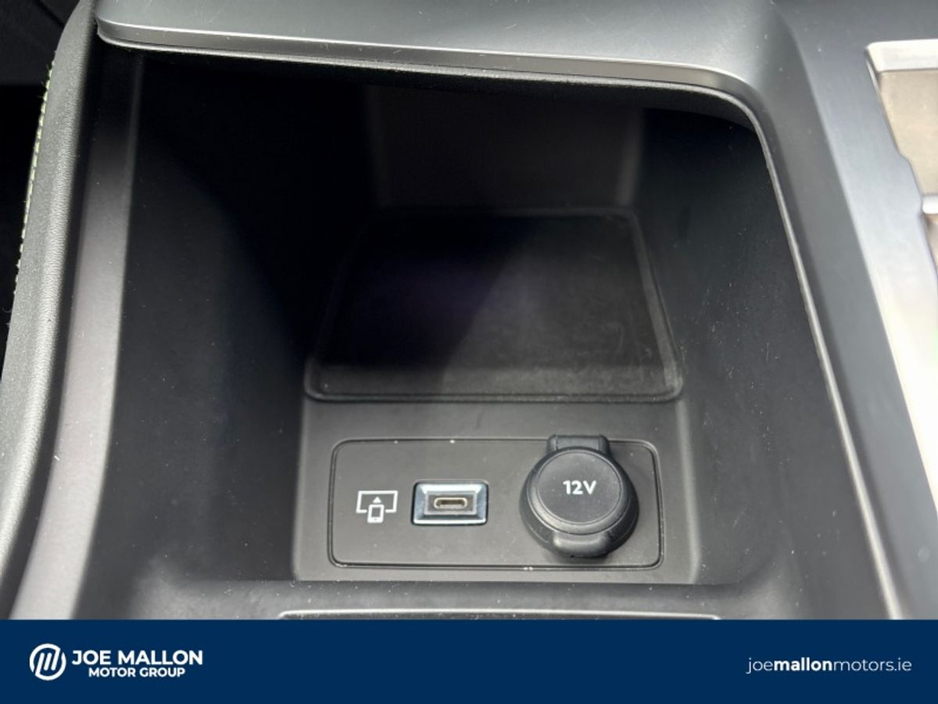 2024 Peugeot 408 - image 24