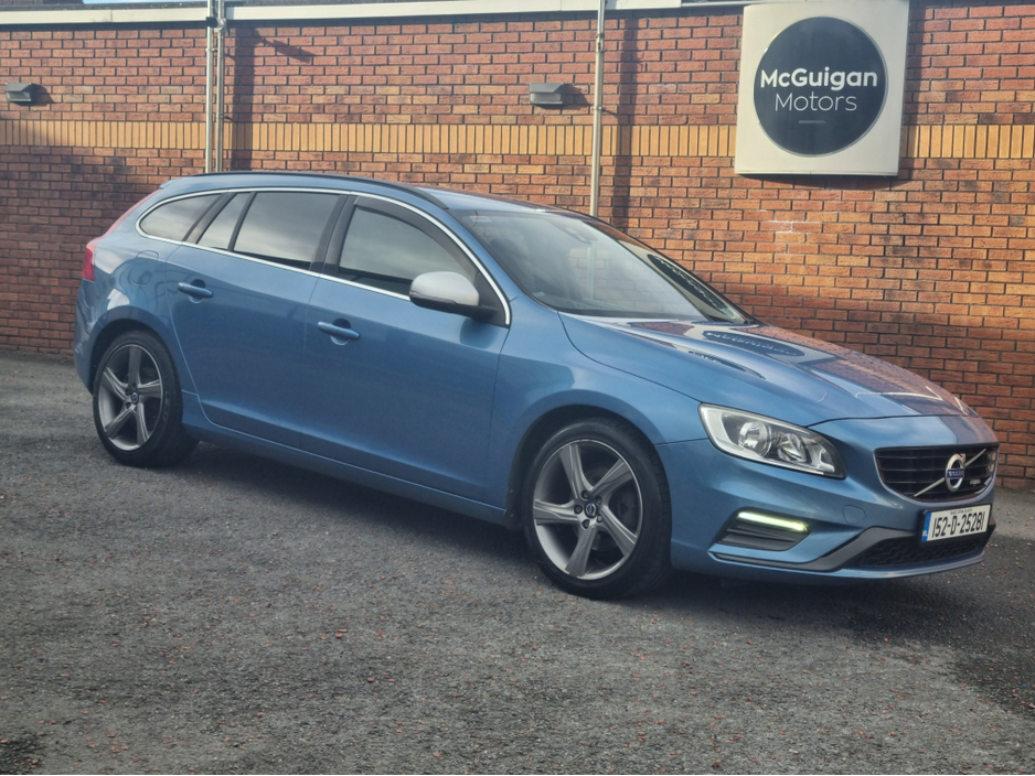 2015 Volvo V60 - image 6