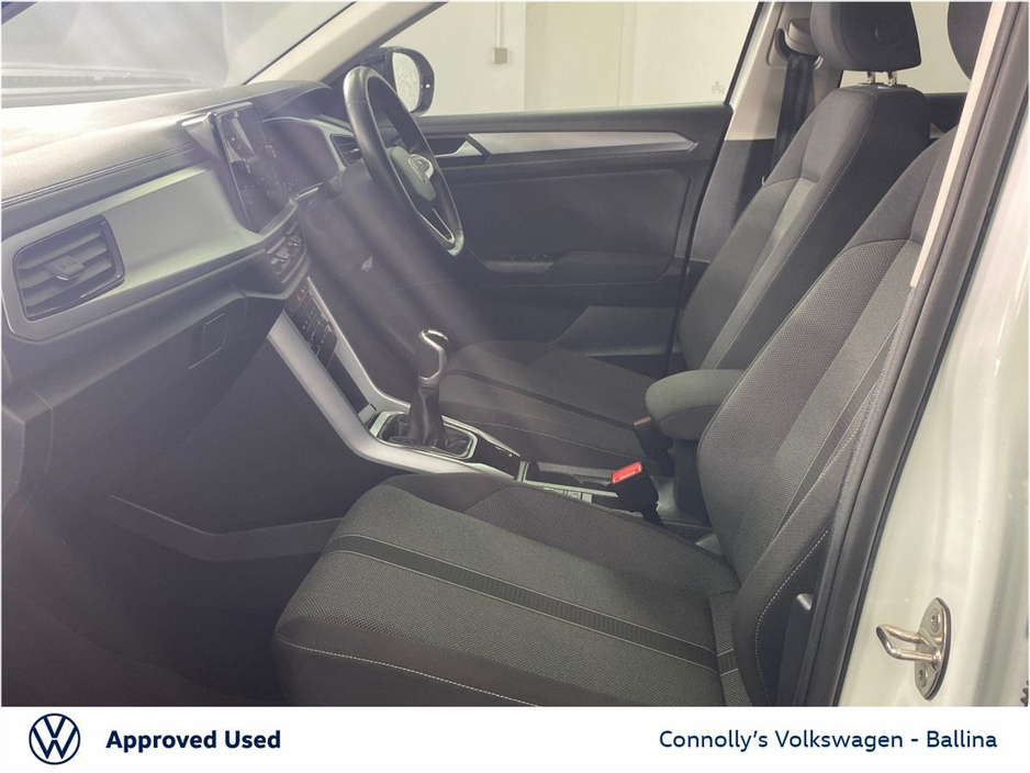 2023 Volkswagen T-Roc 2.0 TDI 116HP Life €27,495