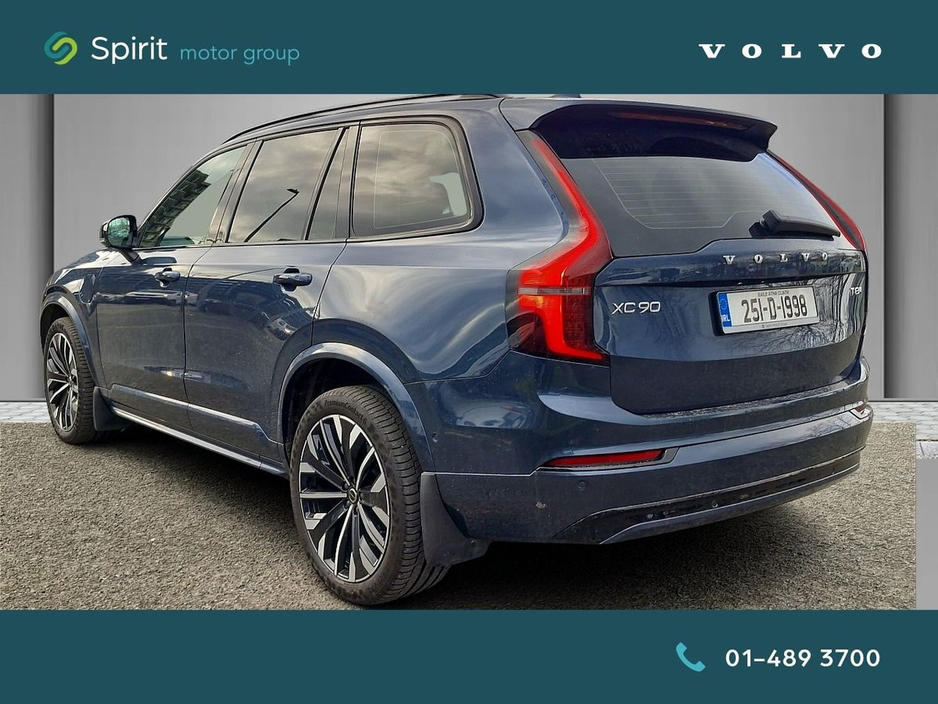 2025 Volvo XC90 - image 2