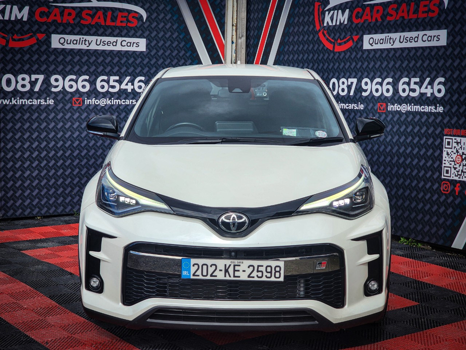 2020 Toyota C-HR - image 6