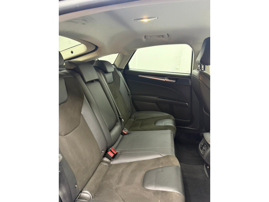 2019 Ford Mondeo - image 7