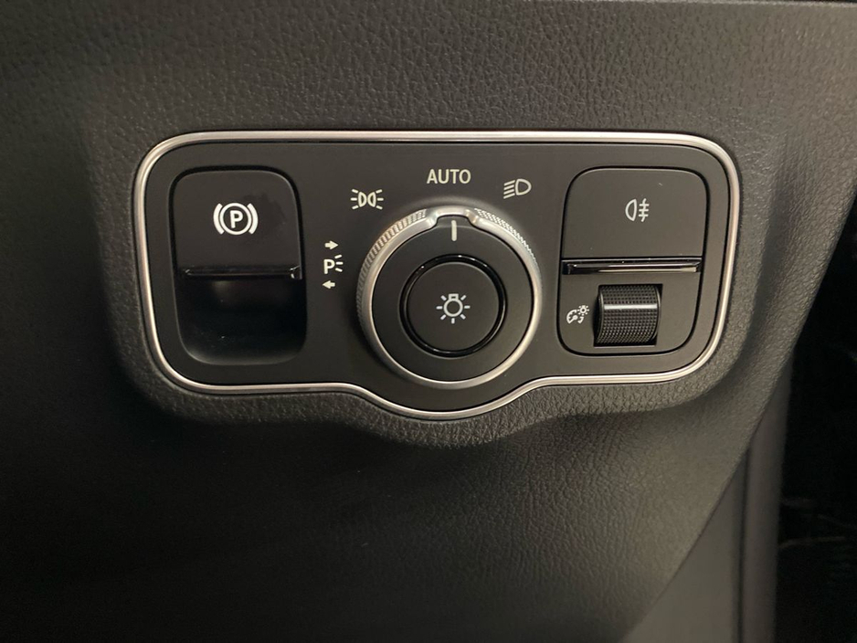 2024 Mercedes-Benz GLA Class - image 20