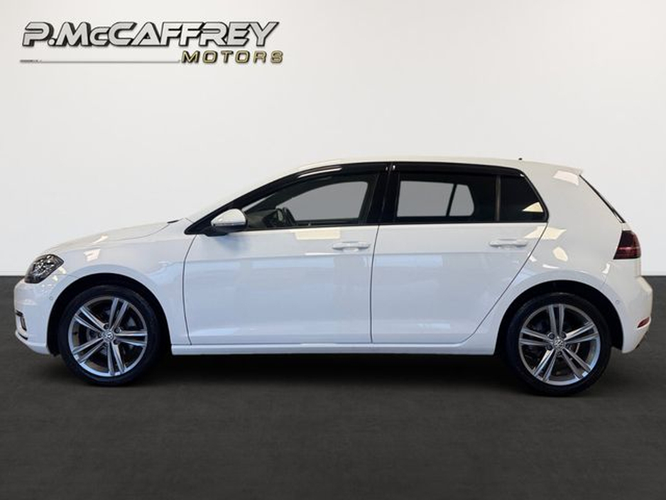 2019 Volkswagen Golf - image 8