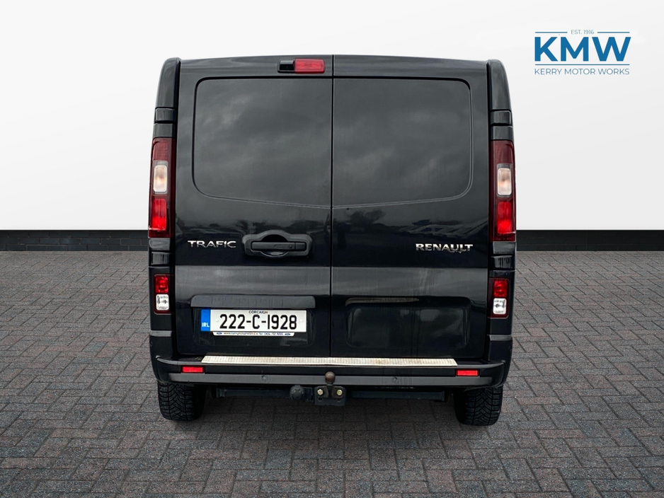 2022 Renault Trafic Sport LWB 2.0 170BHP Automatic €22,500