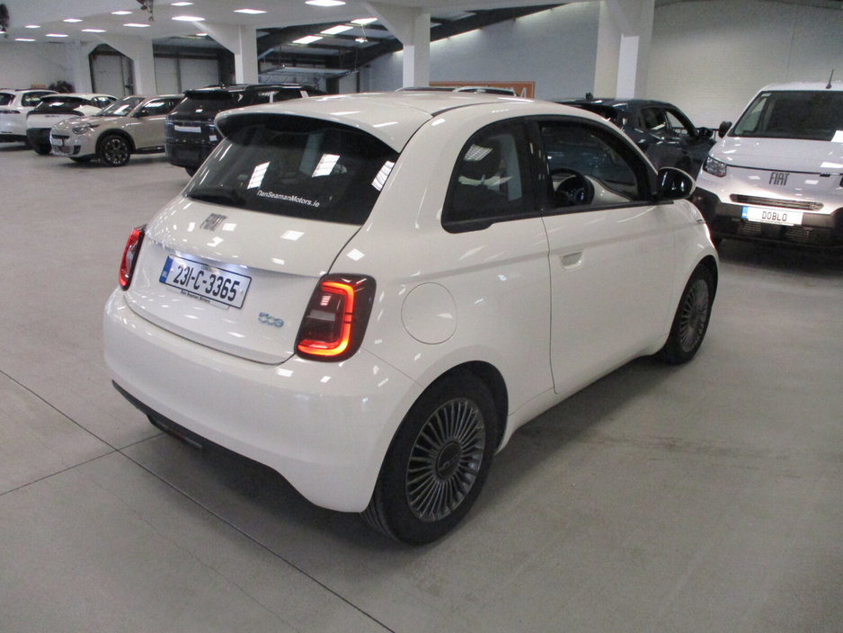 2023 Fiat 500 - image 30
