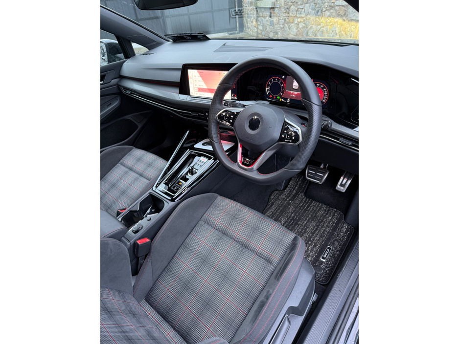 2022 Volkswagen Golf 2.0 TSI 245HP GTI DSG €43,995