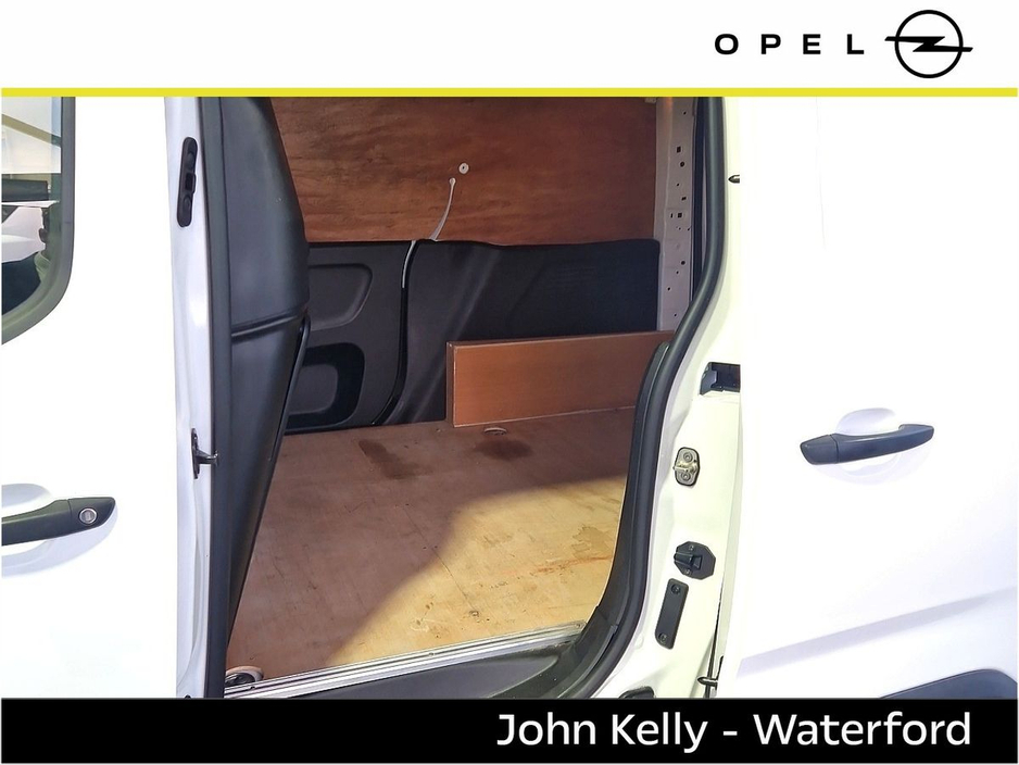 2024 Peugeot Partner L1H1-1.5 100BHP D 3D €19,895