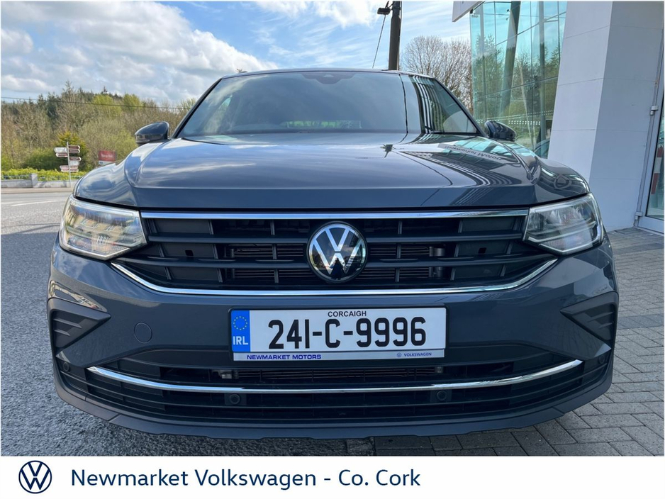 2024 Volkswagen Tiguan - image 7