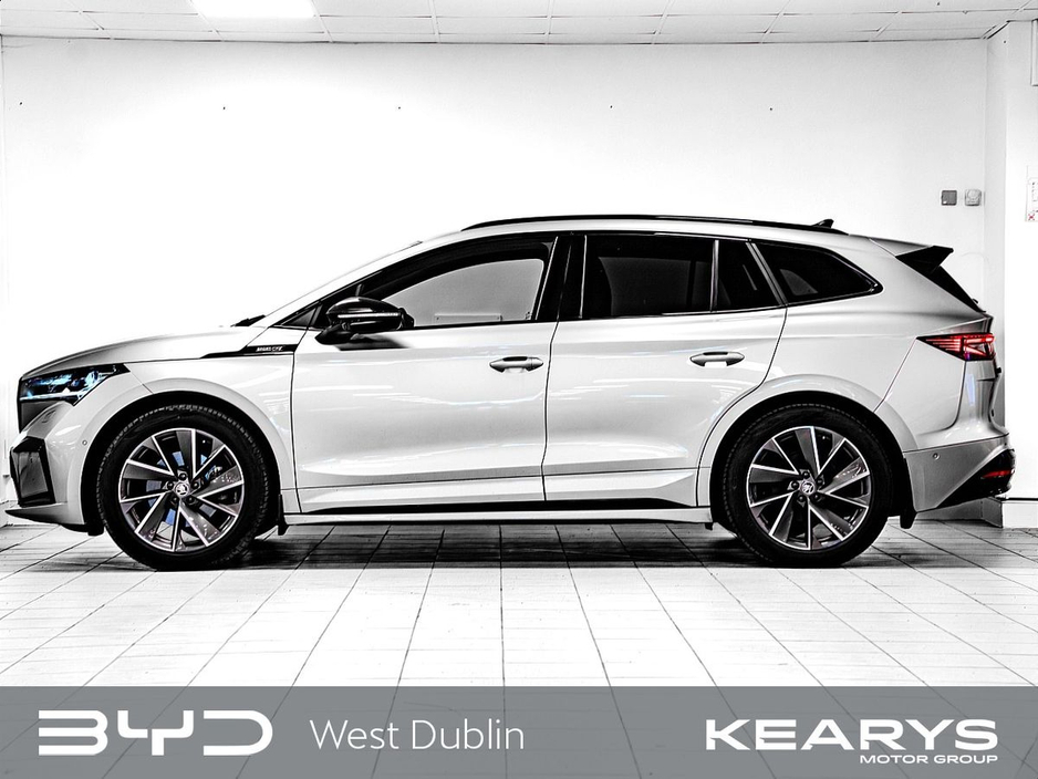 2022 Skoda Enyaq - image 3