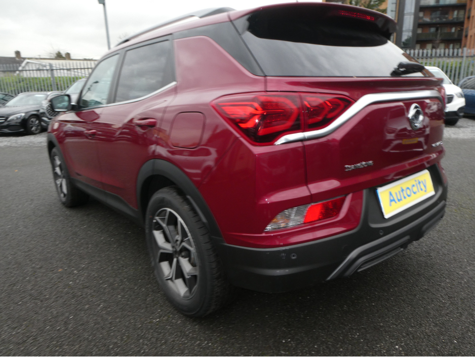 2025 Ssangyong Korando - image 6