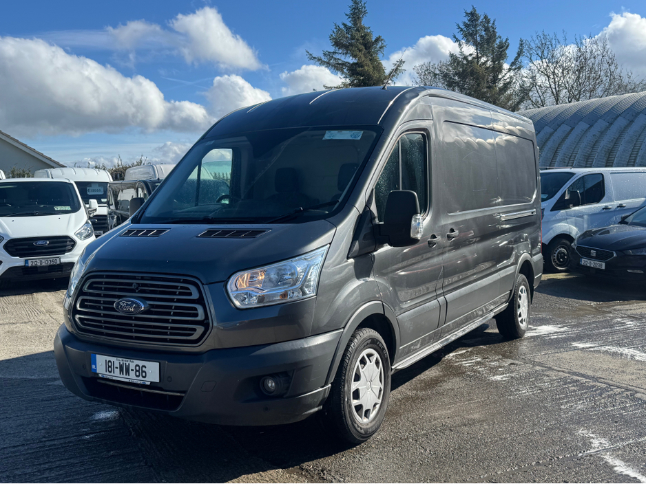 2018 Ford Transit - image 2