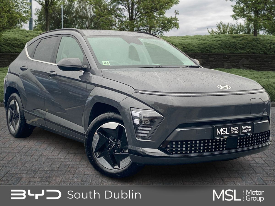 2025 Hyundai Kona - image 2