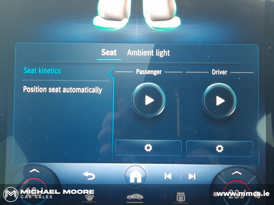 2024 Mercedes-Benz GLC Class - image 24