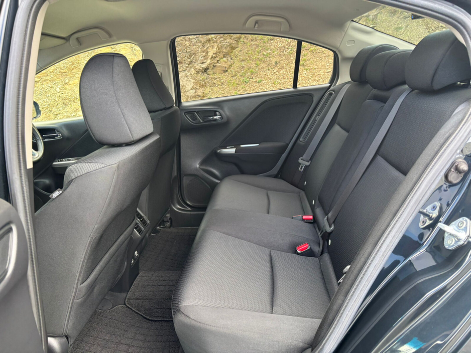 2019 Honda Grace - image 10