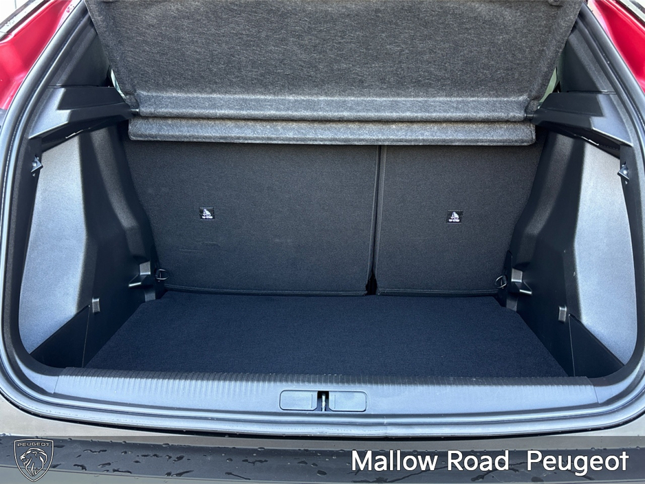 2025 Peugeot 2008 - image 9