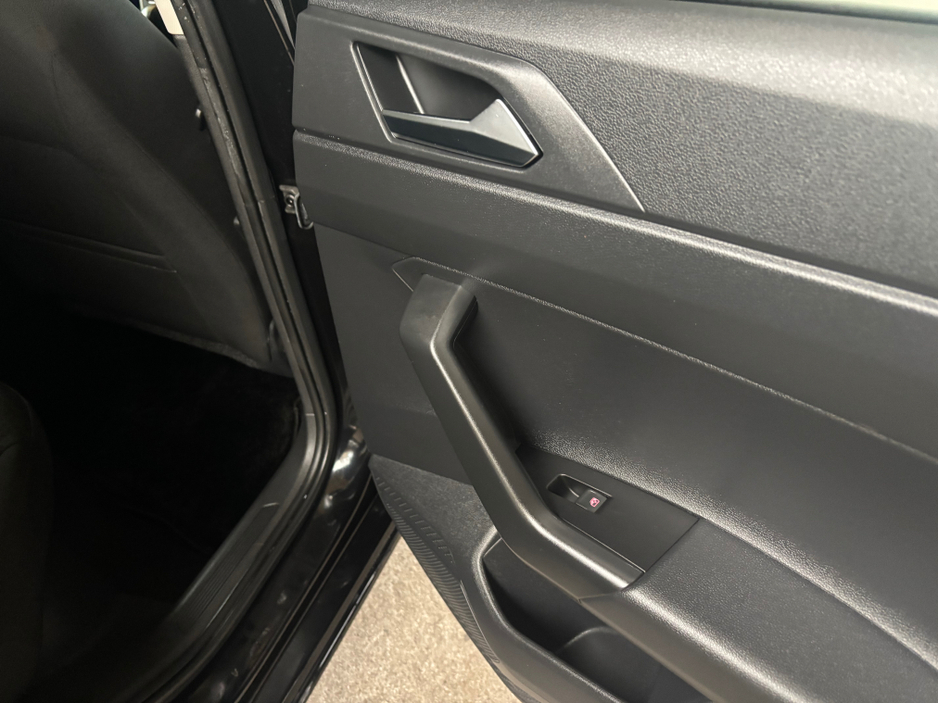 2022 Volkswagen Polo 1.0 TSI automatic €20,750