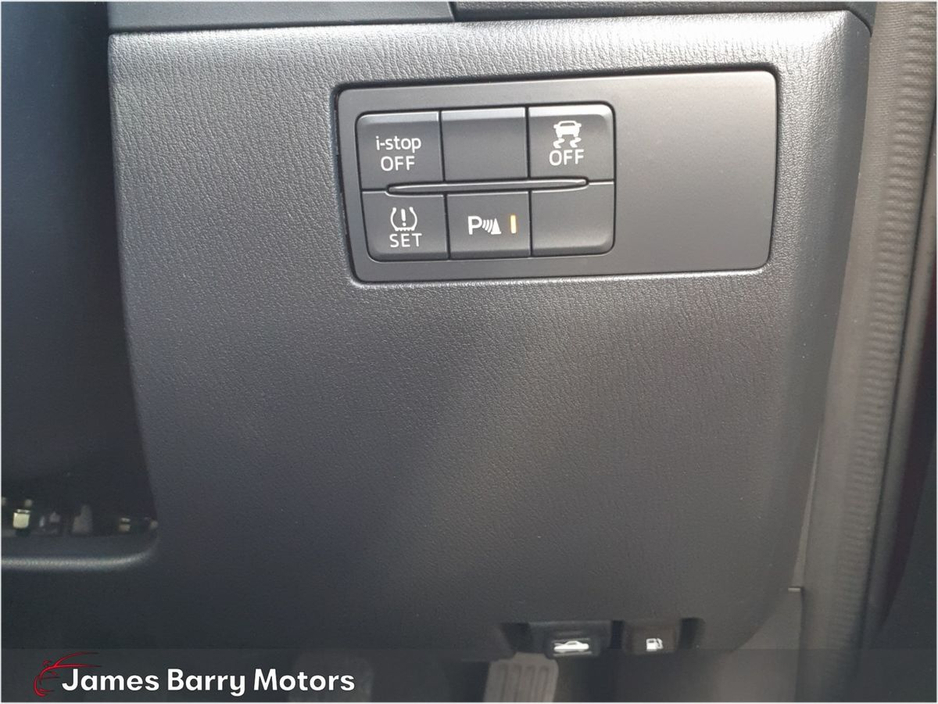 2017 Mazda Mazda3 2.2D 4DR (150ps) PLATINUM LS €10,950