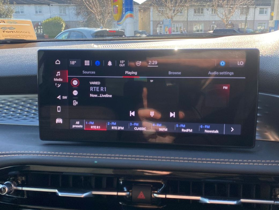 2025 Alfa Romeo Tonale - image 25