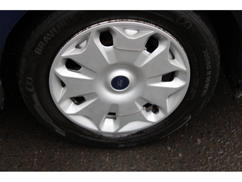 2021 Ford Transit - image 10