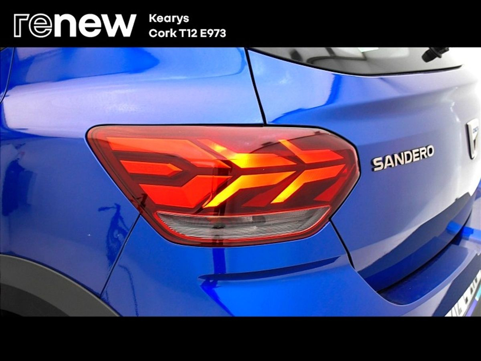 2021 Dacia Sandero Stepway - image 17