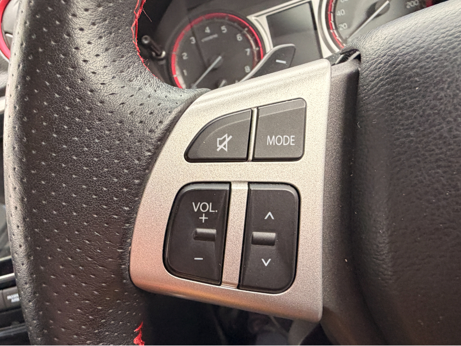 2017 Suzuki Vitara - image 14