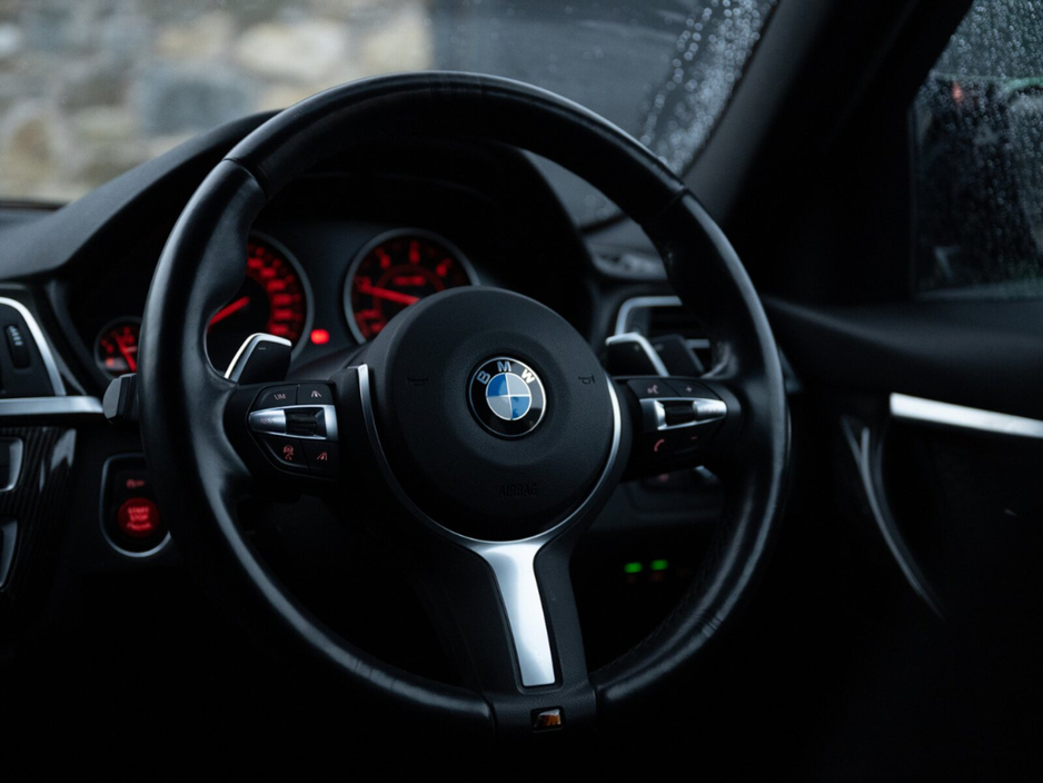 2018 BMW 3 Series 320d M Sport €25,995