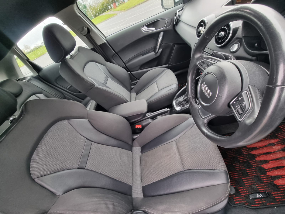 2013 Audi A1 - image 17