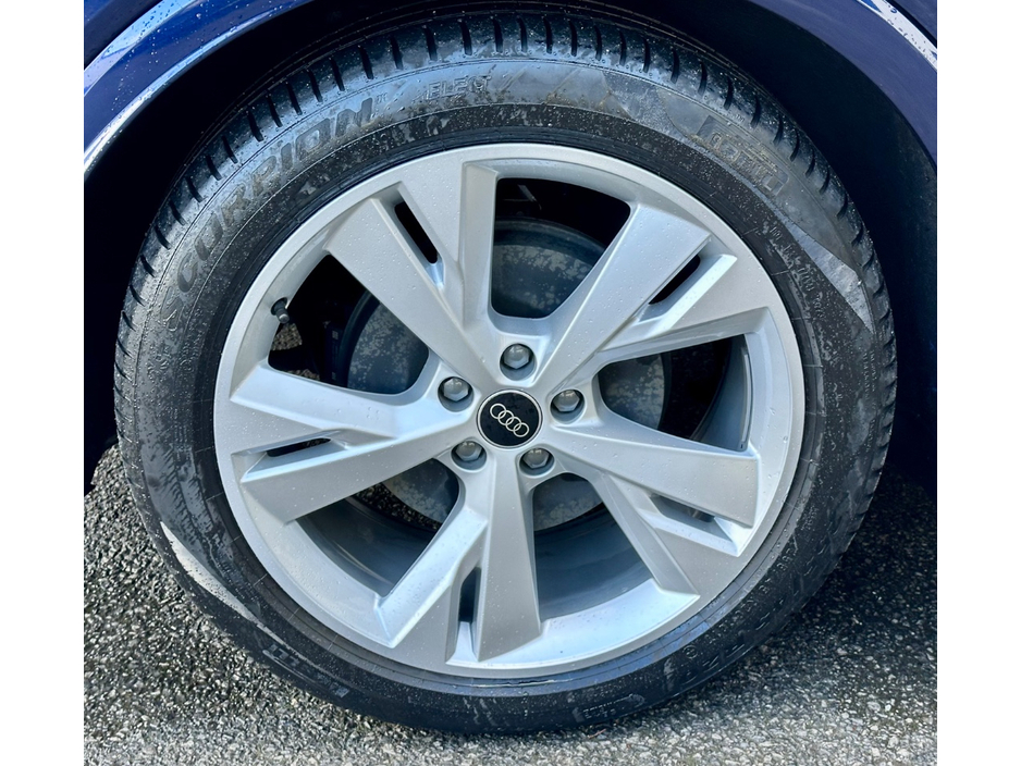 2024 Audi Q4 e-tron - image 7