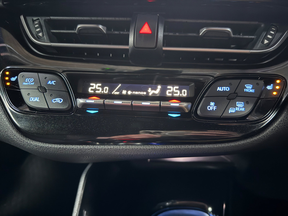 2018 Toyota C-HR 1.8 HYBRID LUNA €19,790