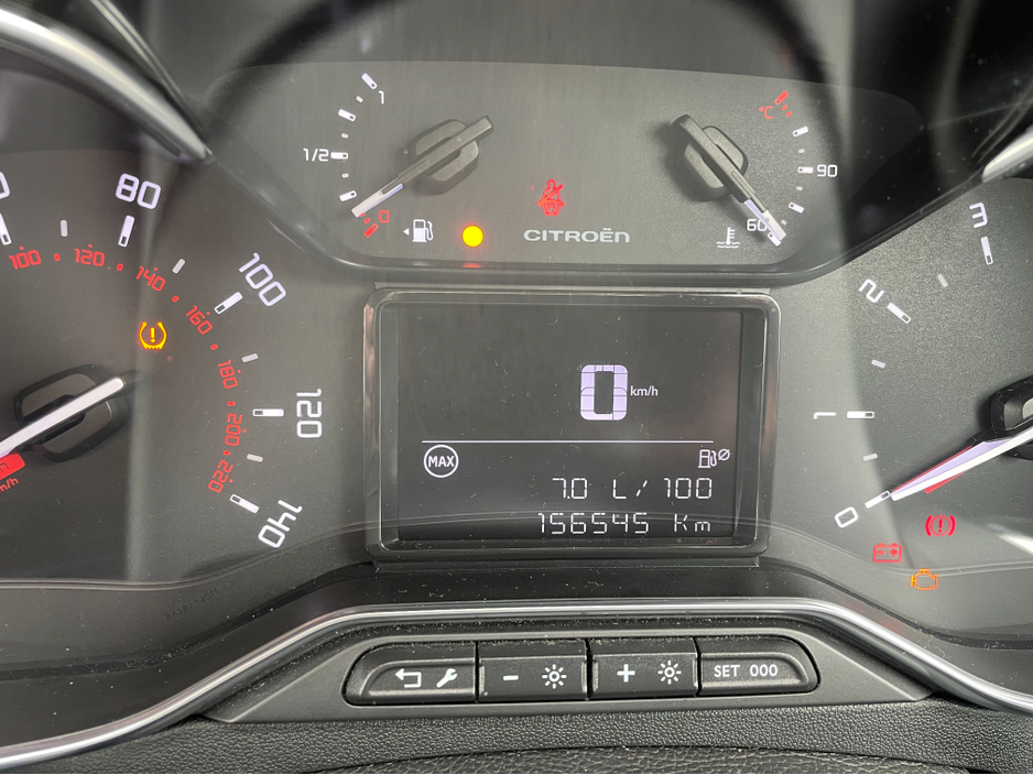 2017 Citroen C3 - image 10