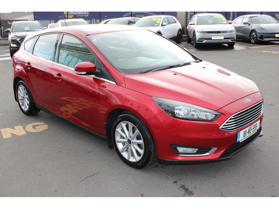 2018 Ford Focus - image 7